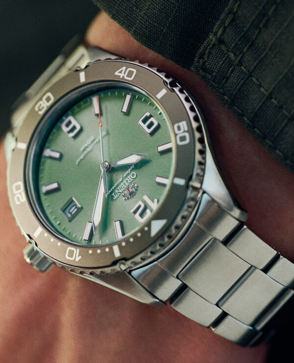 Orient Mako 40 Solar Férfi Karóra - Image 2